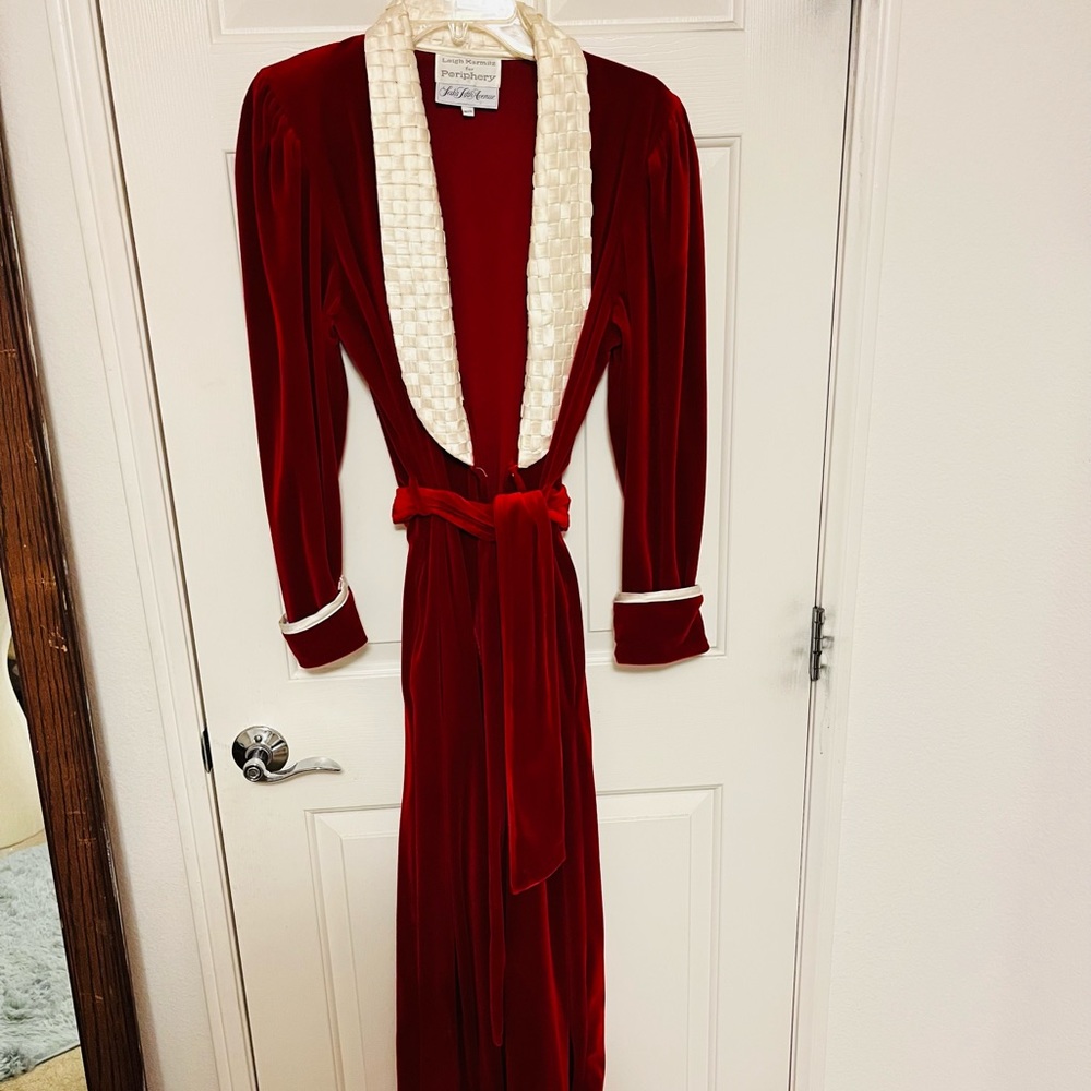Vintage red velvet Saks fifth avenue robe